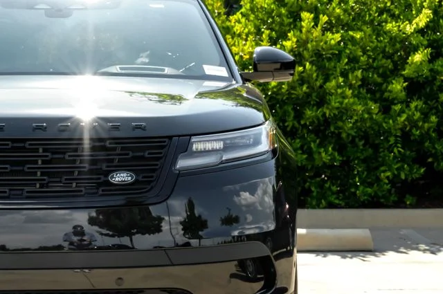 New 2026 Black Land Rover S image 52