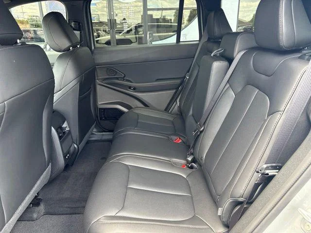 New 2026 Silver Zynith Clearcoat Jeep Limited image 15