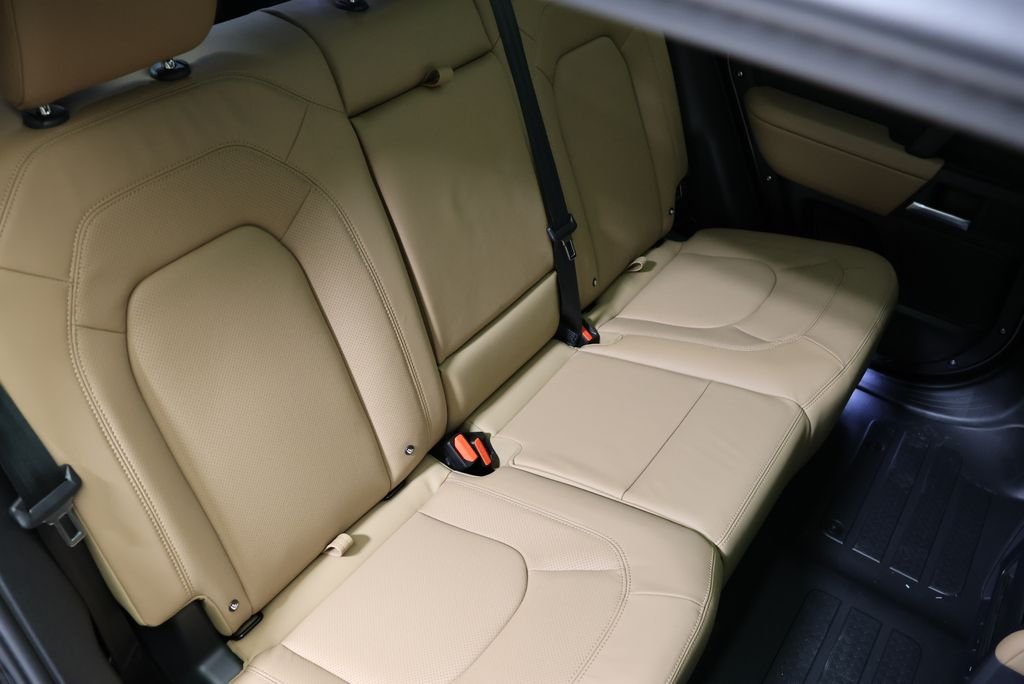 2026 Land Rover Defender X-Dynamic SE - Photo 46