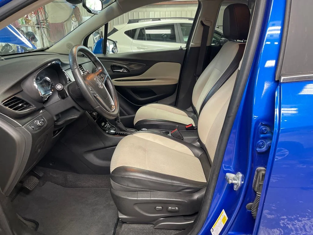 Used 2017 Blue Buick Preferred II image 14