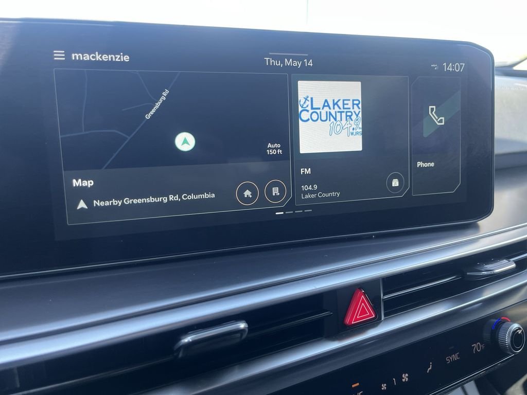 2025 Kia Sorento EX - Photo 18