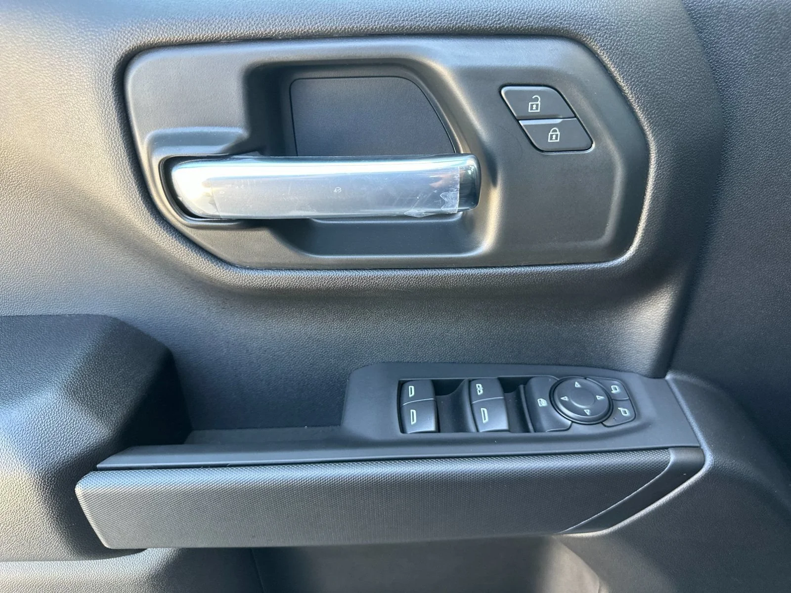 2026 Chevrolet Silverado 1500 Custom - Photo 11