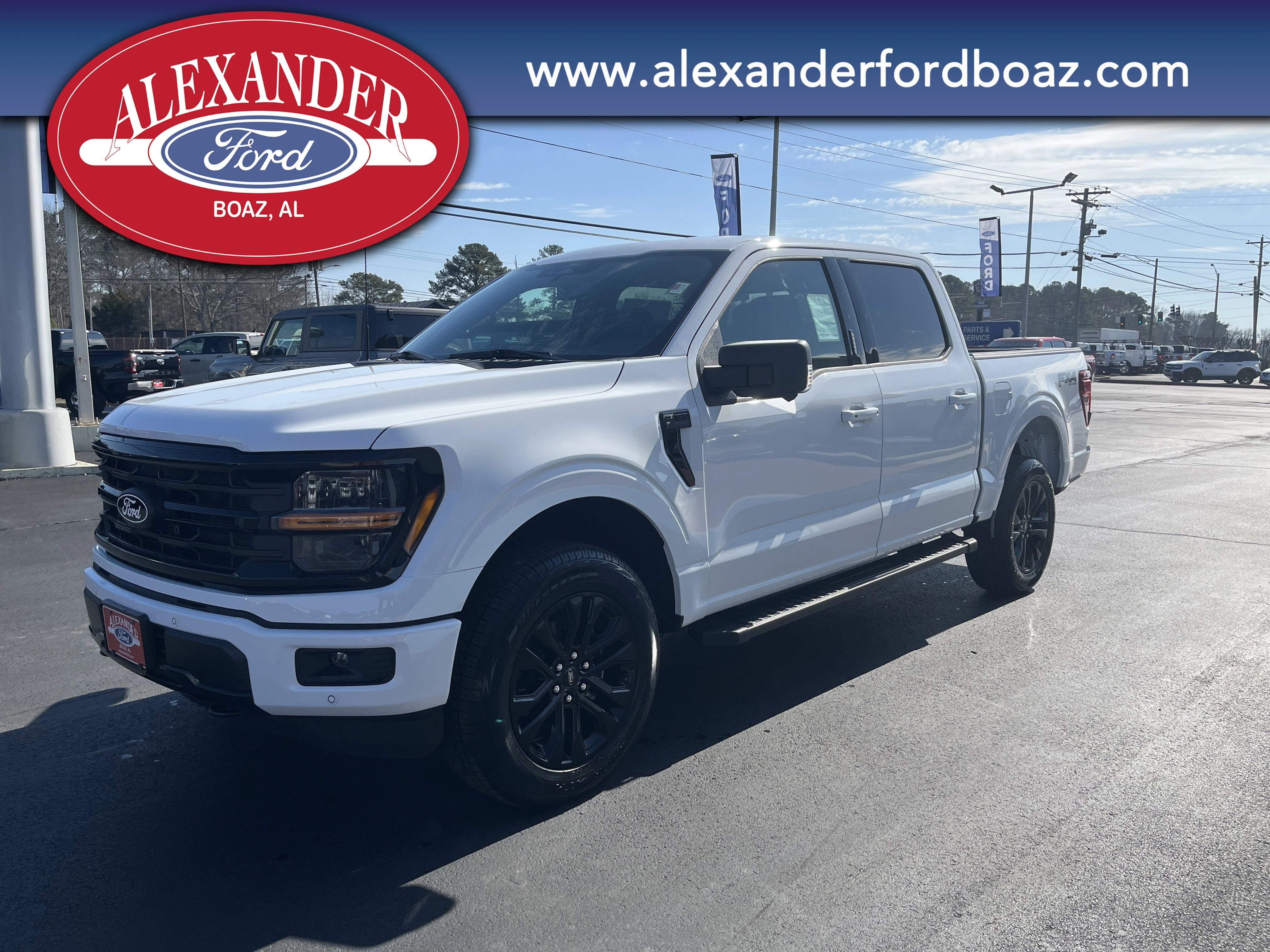 New 2026 Oxford White Ford XLT image 1