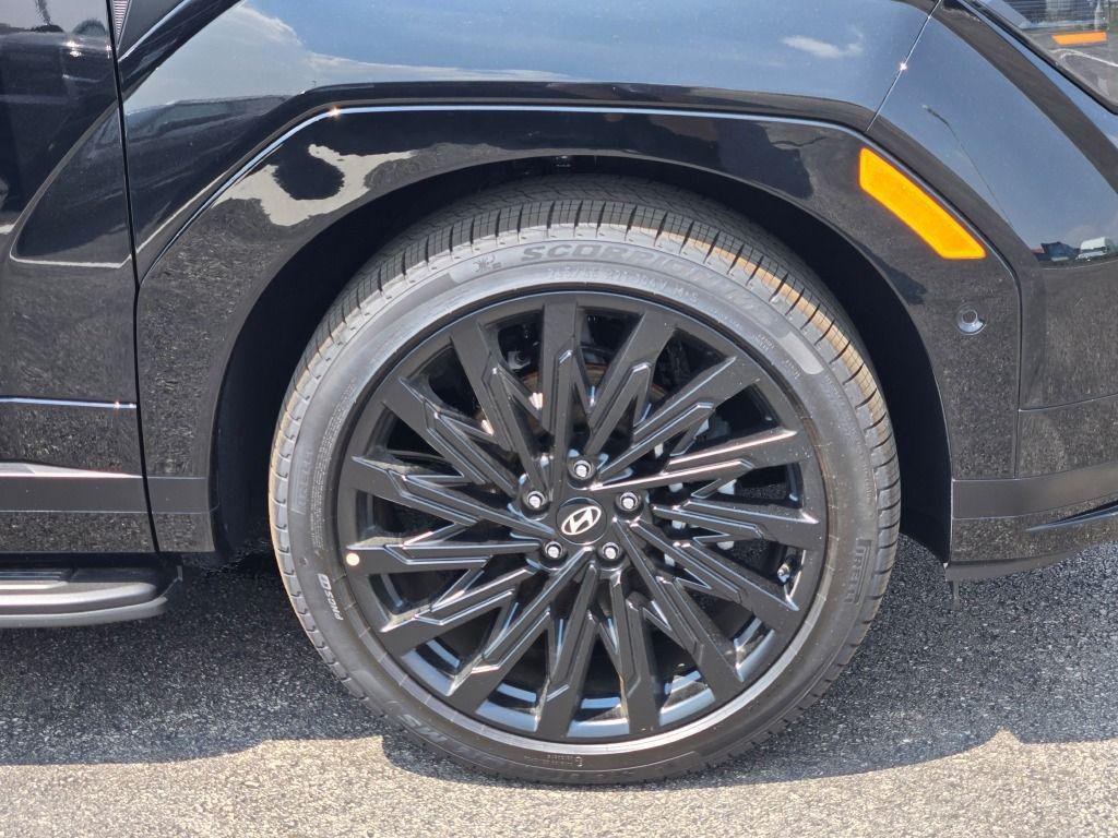 New 2026 Phantom Black Hyundai Calligraphy AWD image 4