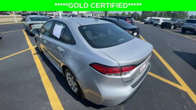 2025 Toyota Corolla LE - Photo 8