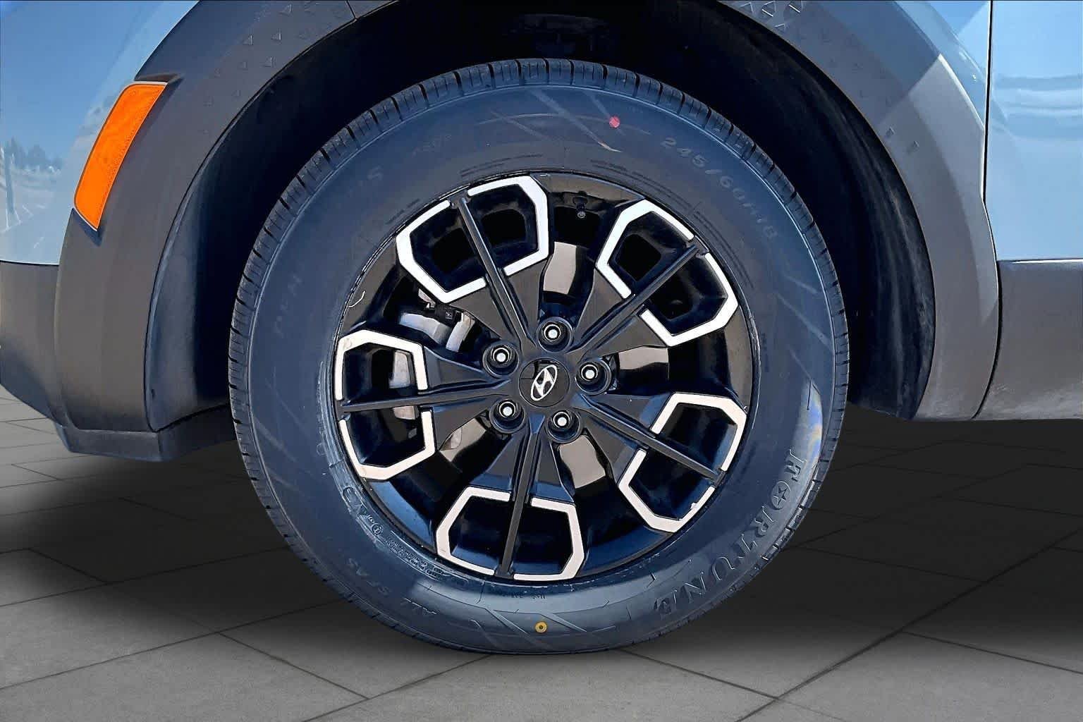 Certified Used 2024 Blue Stone Hyundai SE image 10