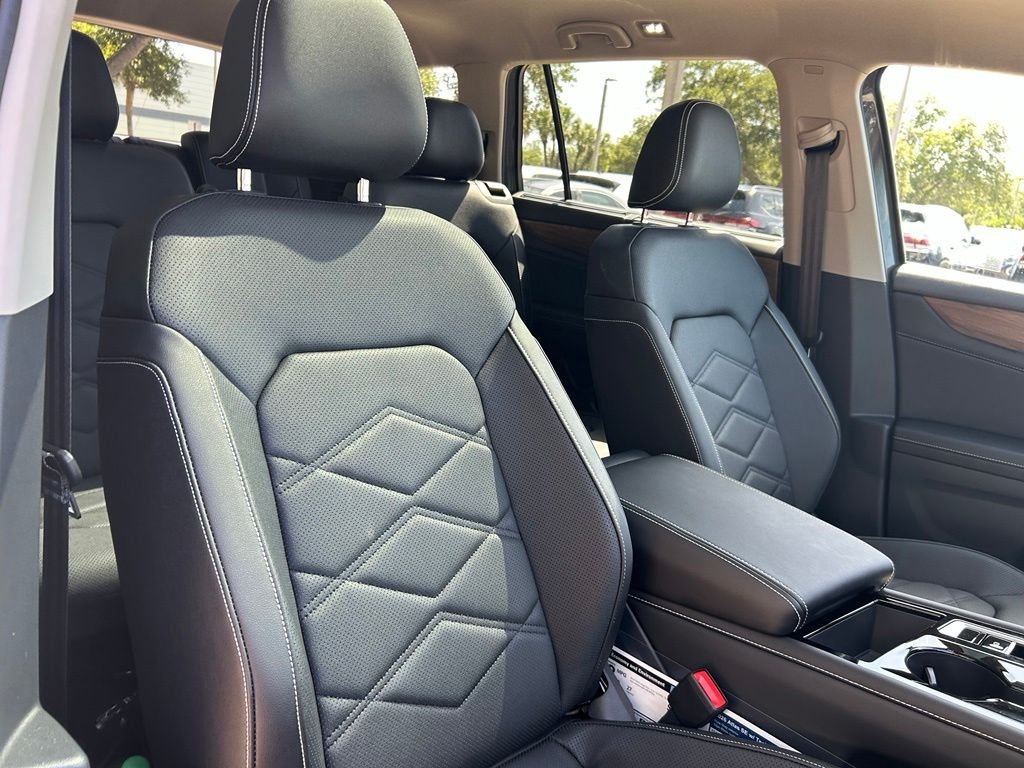 New 2026 Gray Volkswagen SE w/Technology image 30