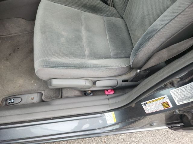 Used 2011 Gray Honda EX image 9