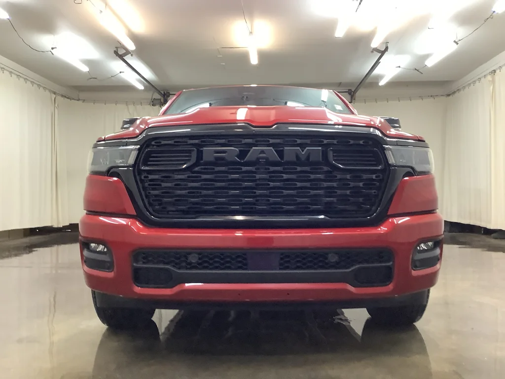 New 2026 Molten Red Pearl-Coat Exterior Paint RAM BIG HORN image 11