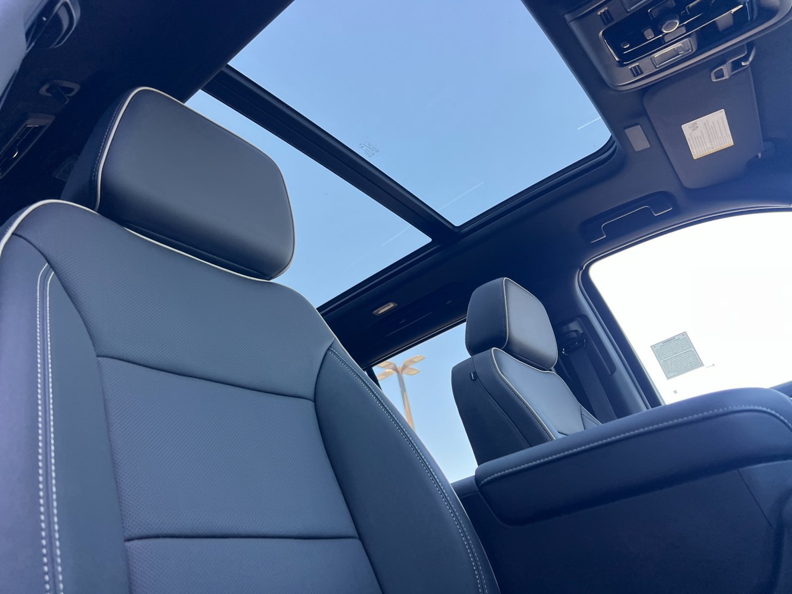 New 2026 Lakeshore Blue Metallic Chevrolet Premier image 18