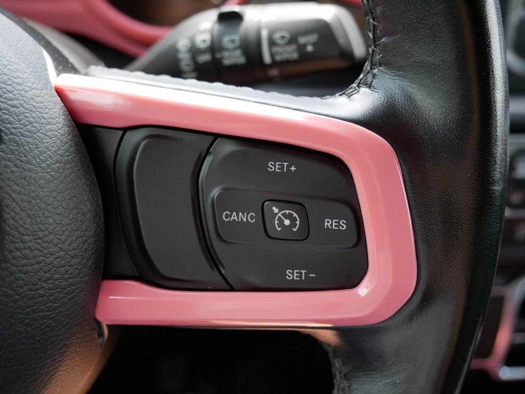 Certified Used 2020  Jeep Unlimited Sport image 18