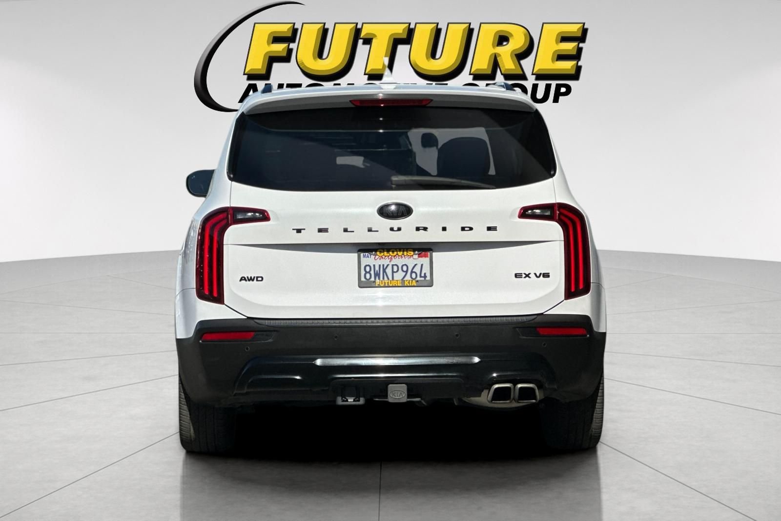 Used 2021 White Kia EX image 5