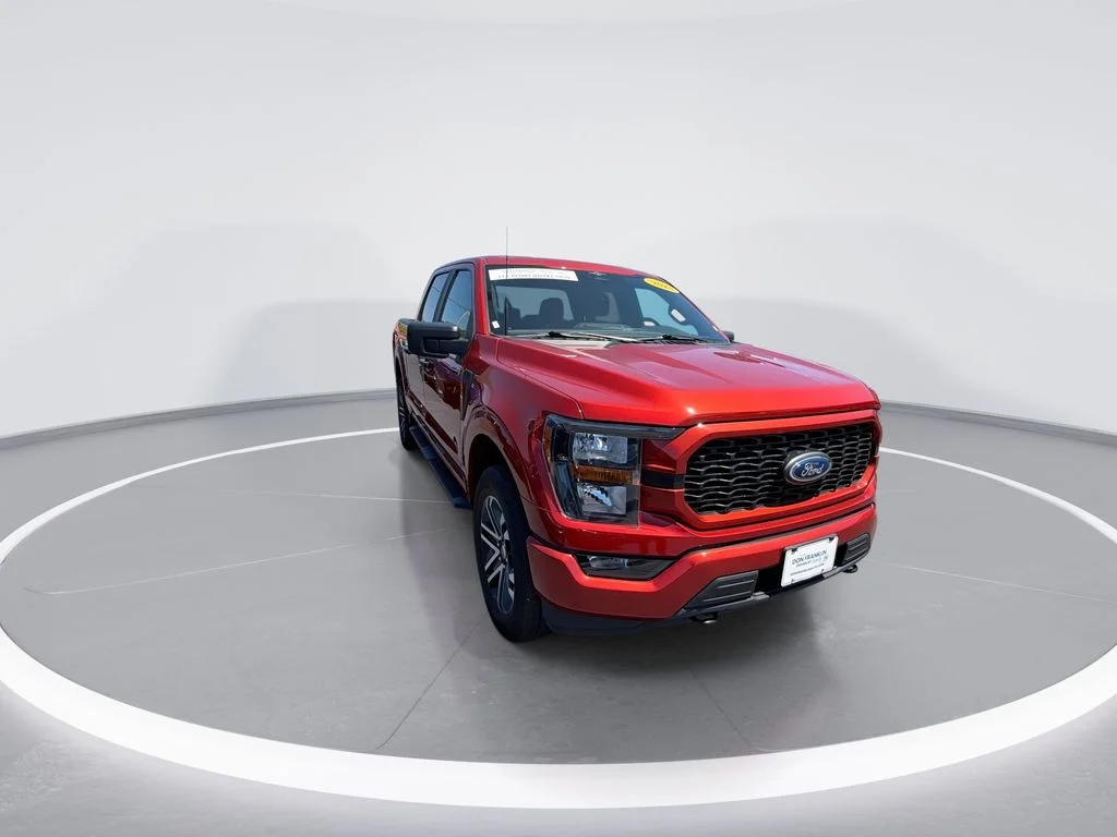 Used 2023 Red Ford XL image 2