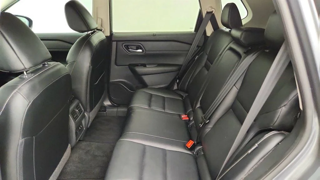 Used 2024 Gun Metallic Nissan FWD SL w/ Premium Pkg image 21