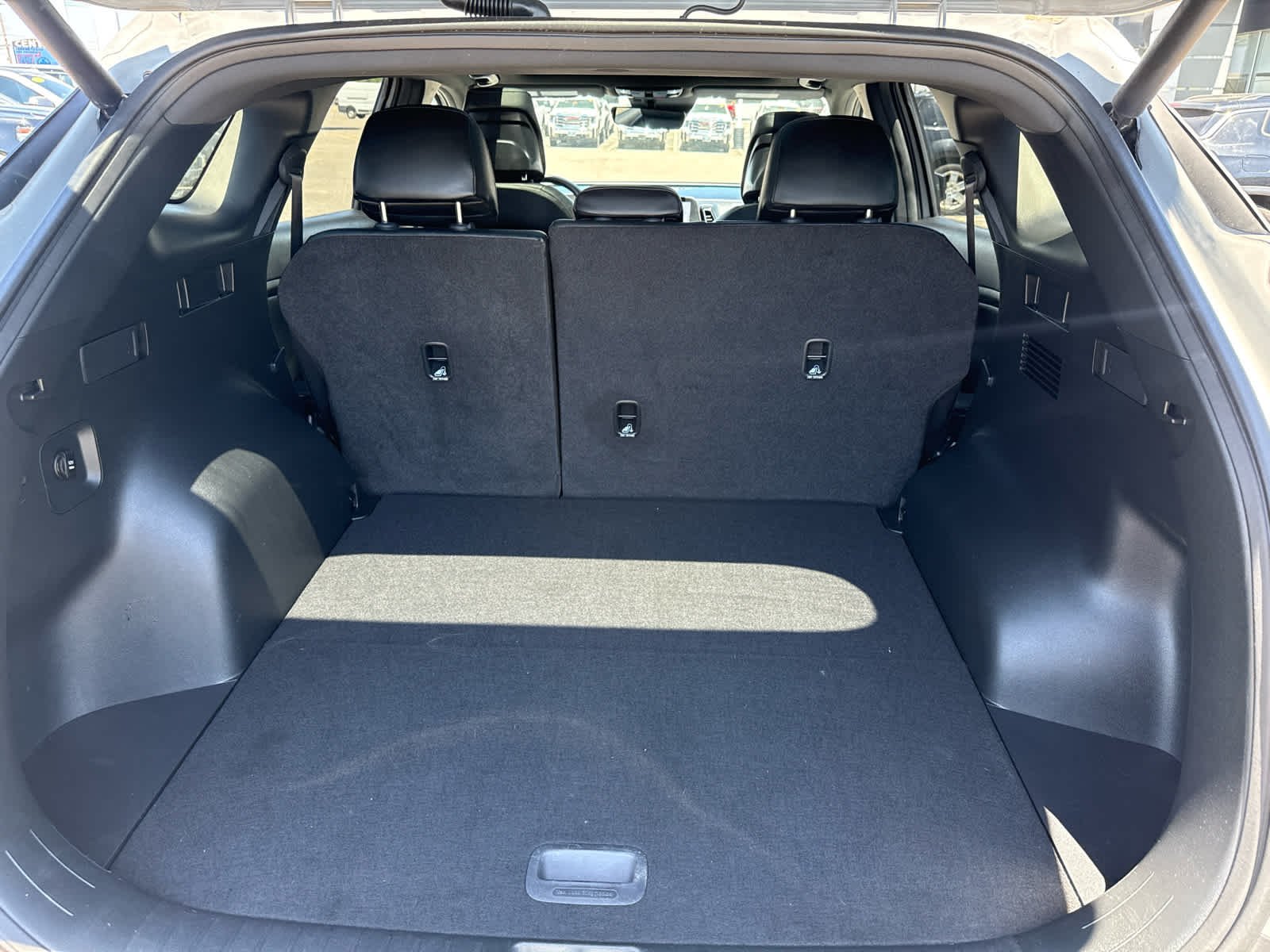 Used 2023 Gray Kia X-Line image 12