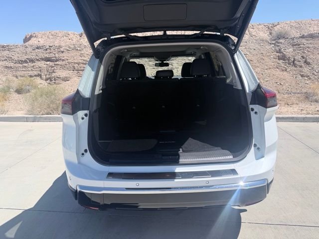 2024 Nissan Rogue Platinum - Photo 35
