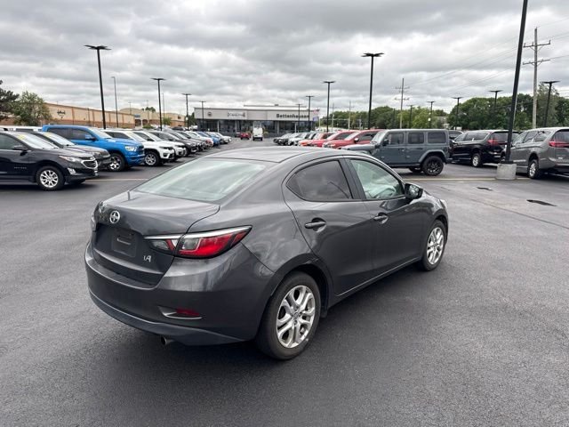 Used 2016 Gray Scion Base image 4