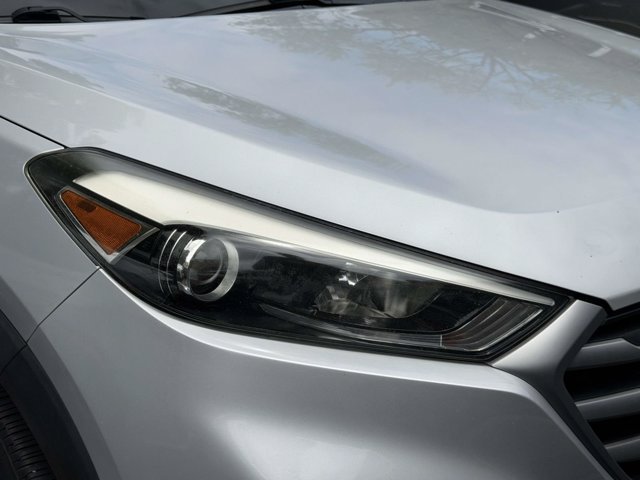 2017 Hyundai Tucson SE - Photo 6
