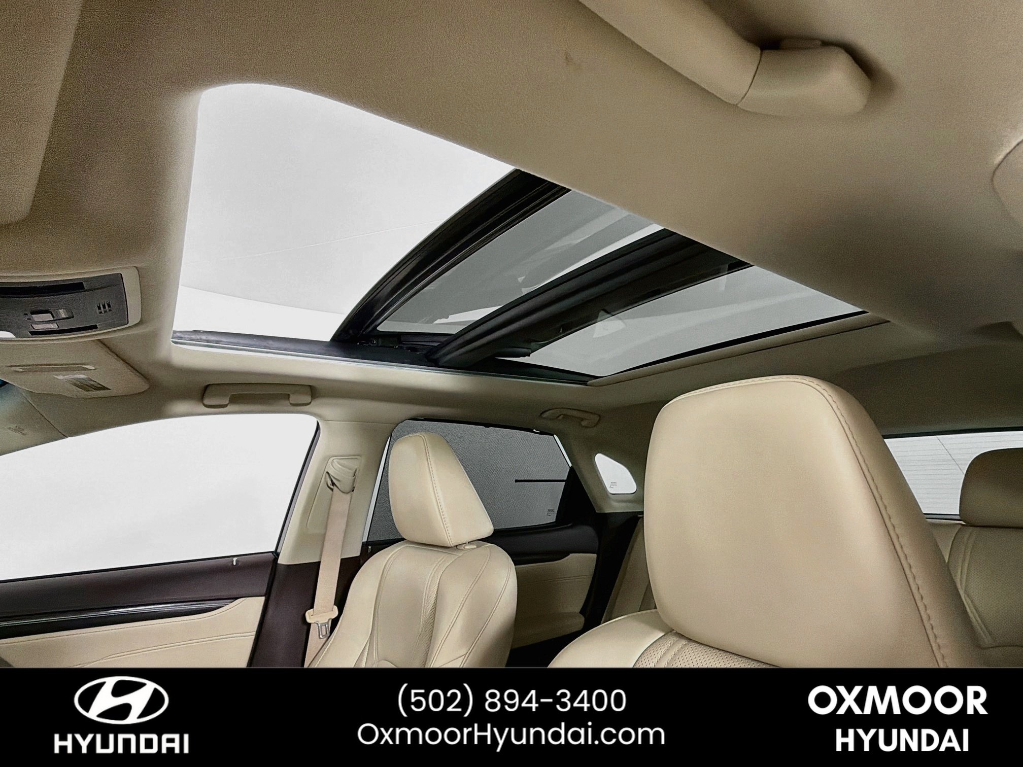 Used 2017 Eminent White Pearl Lexus Base image 22