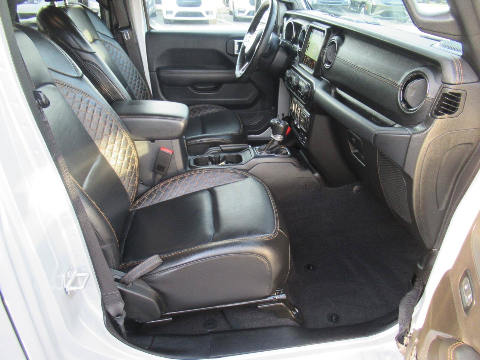 Used 2023 Silver Jeep High Altitude 4xe image 10