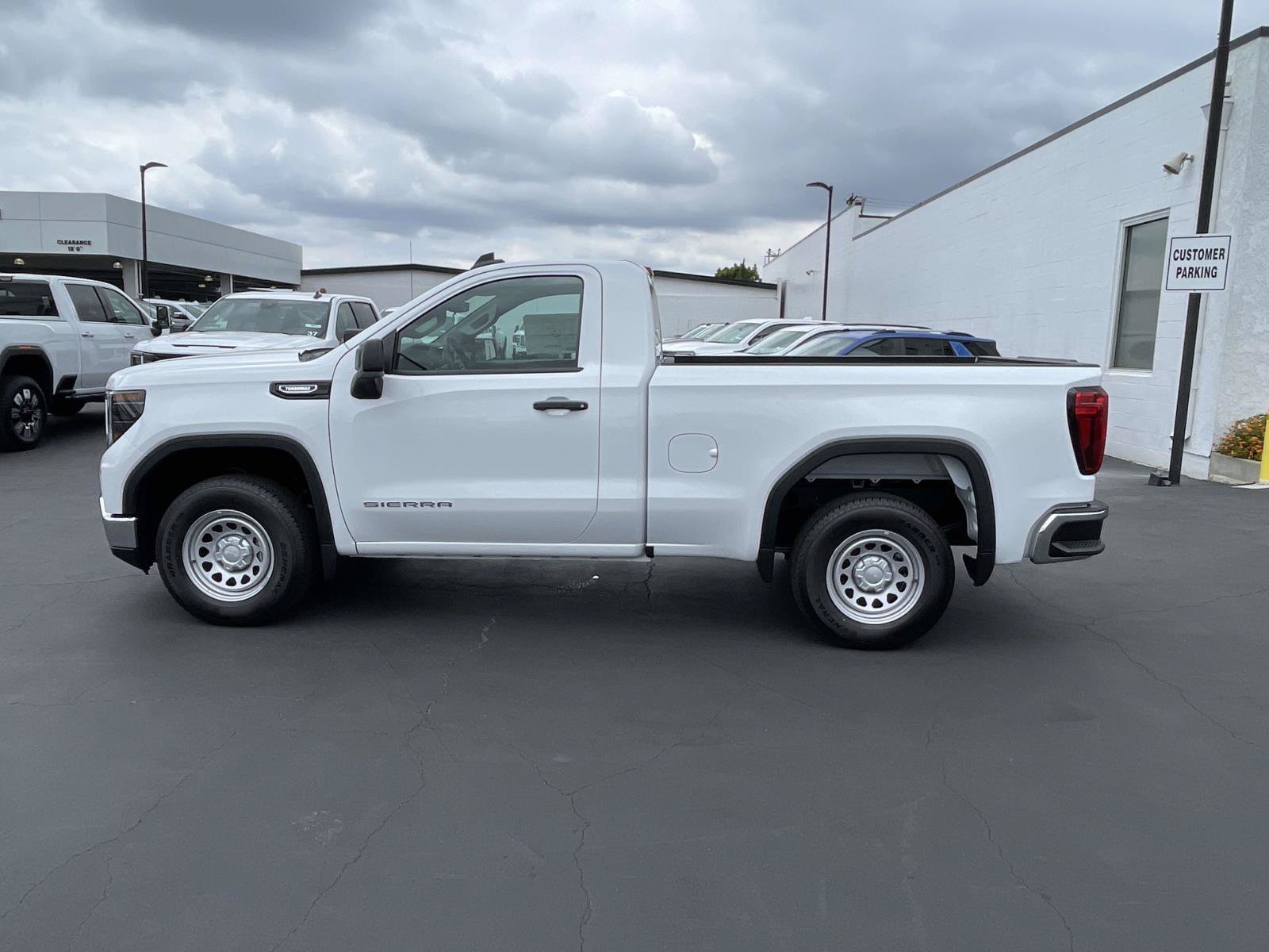 2026 GMC Sierra 1500 Pro - Photo 8