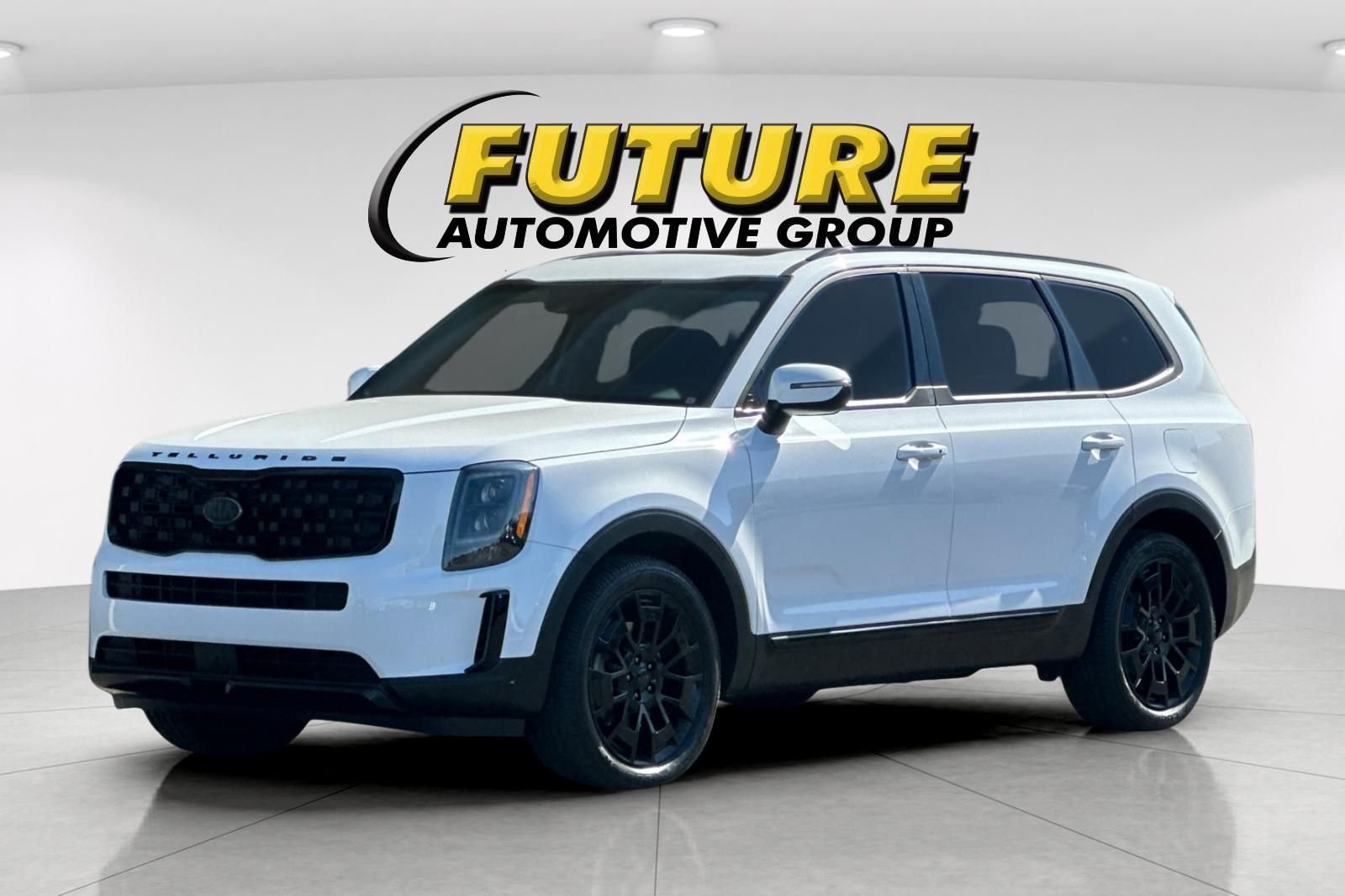 Used 2021 White Kia EX image 8
