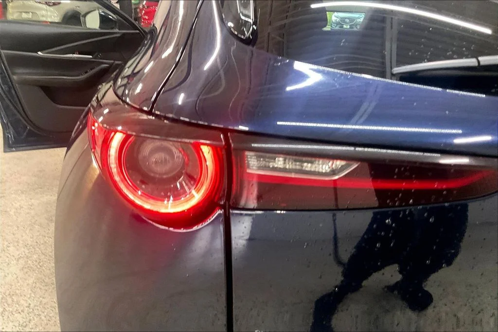 Used 2021 Blue Mazda Select image 30