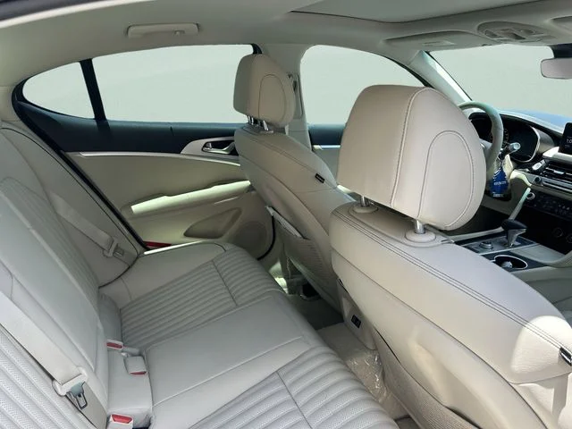 Used 2026 White Genesis 2.5T Prestige image 19