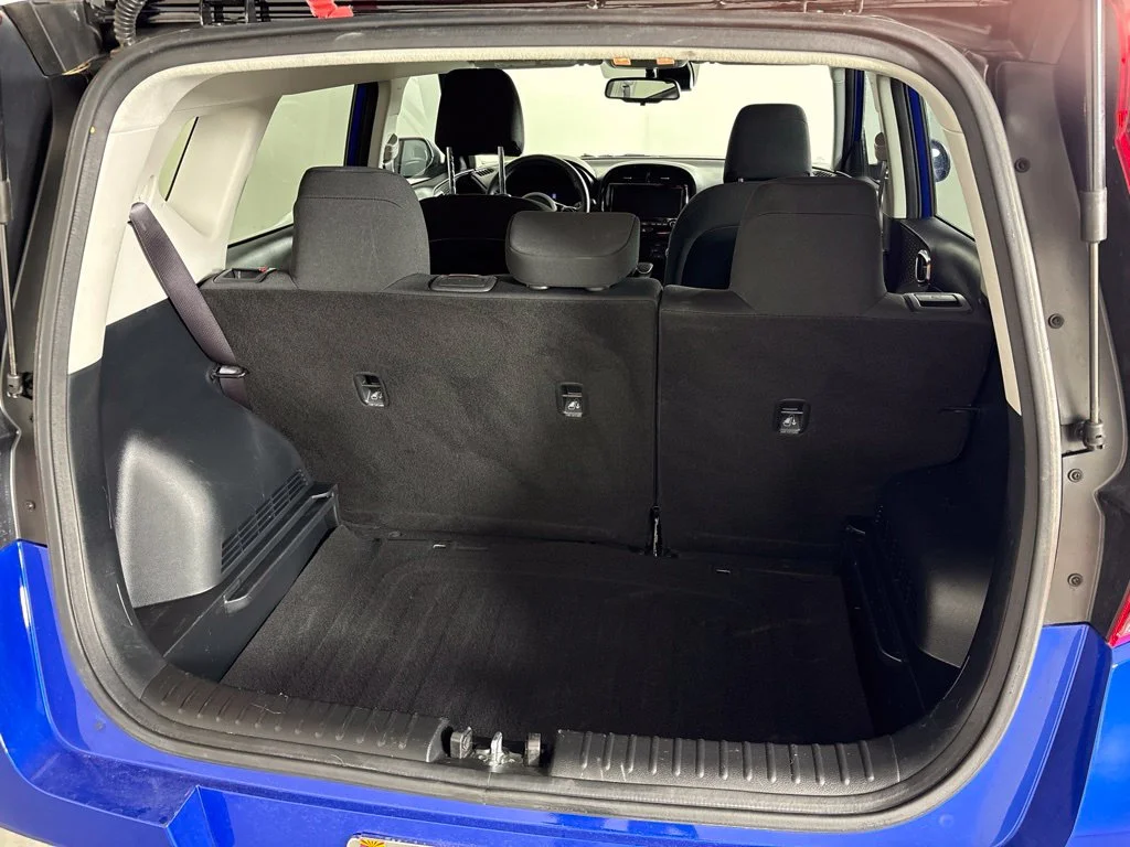 Used 2022 Blue Kia X-Line image 20