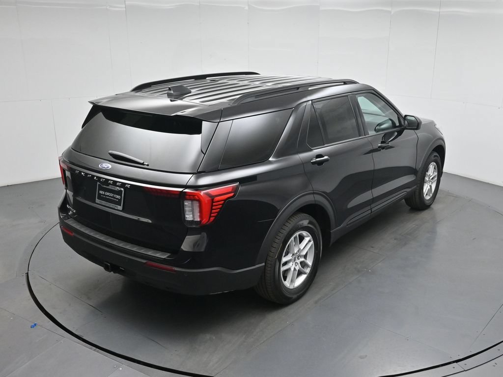 New 2026 Agate Black Metallic Ford Active image 39