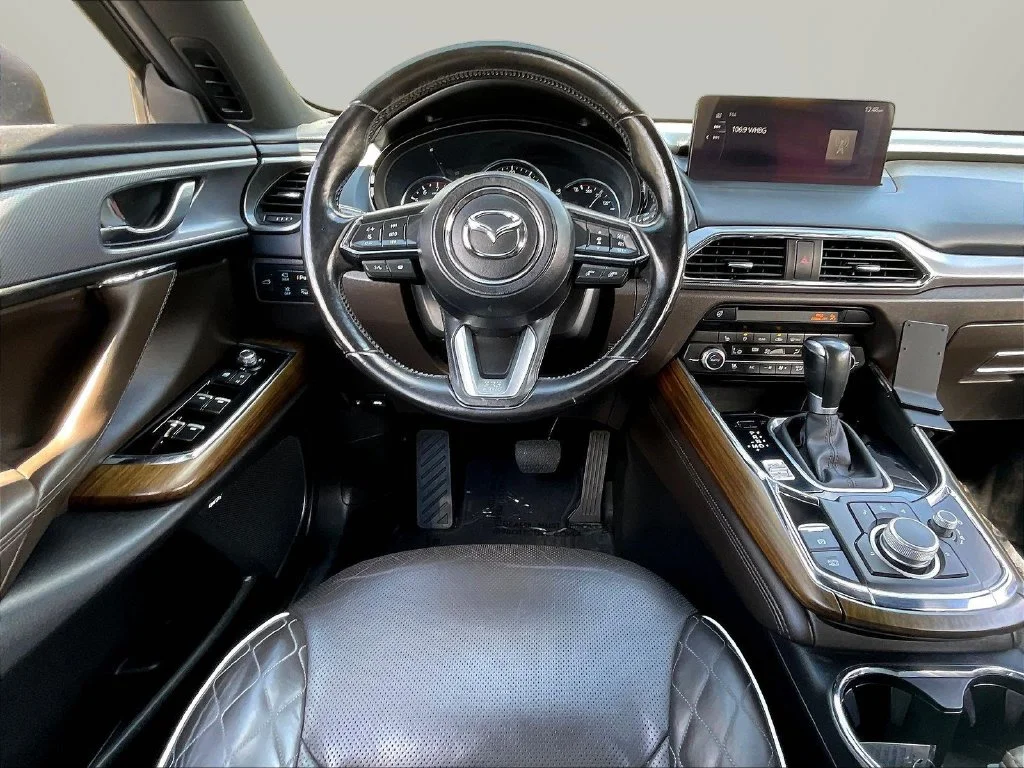 Used 2021 Machine Gray Mazda Signature image 9