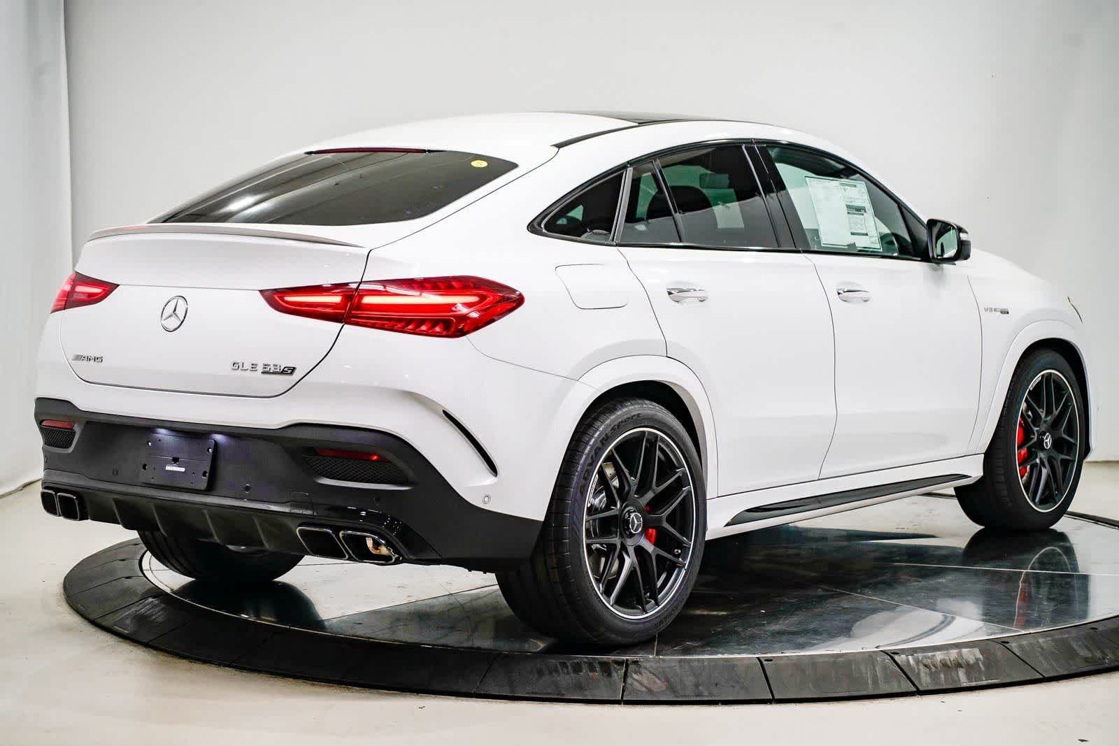 New 2026 MANUFAKTUR Moonlight White Metallic Mercedes-Benz AMG® GLE 63 S image 4