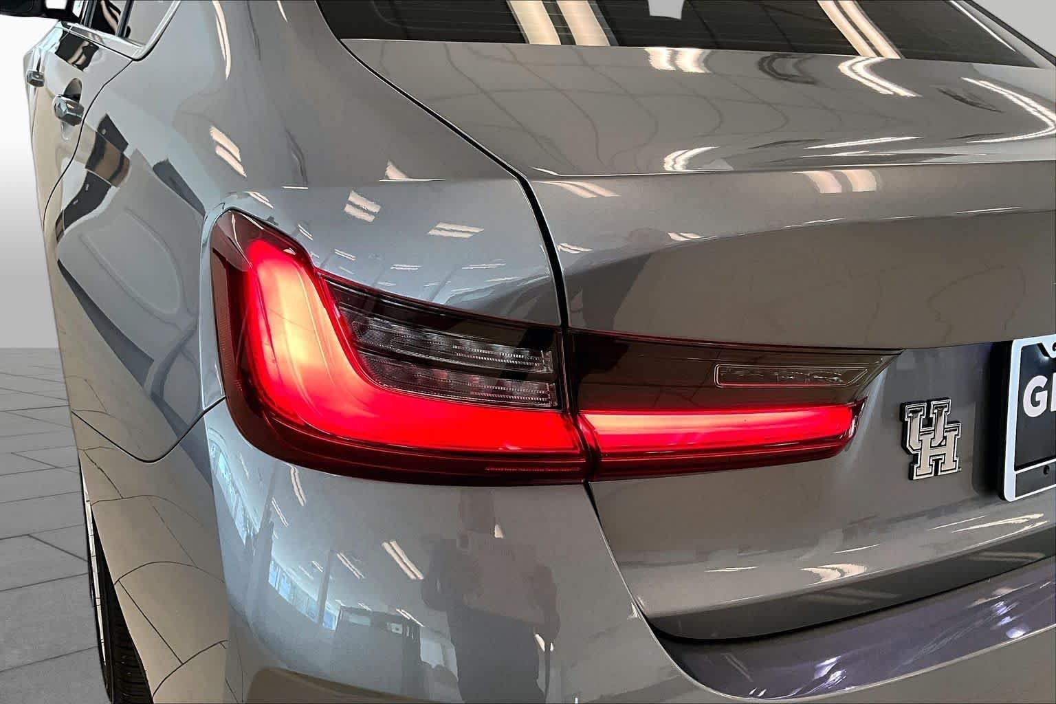 Used 2025 Skyscraper Grey Metallic BMW 330i image 26
