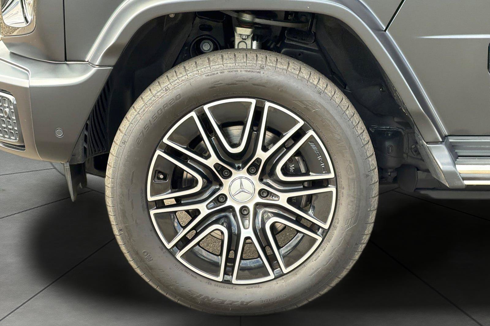 Certified Used 2025 Black Mercedes-Benz G 580 image 5