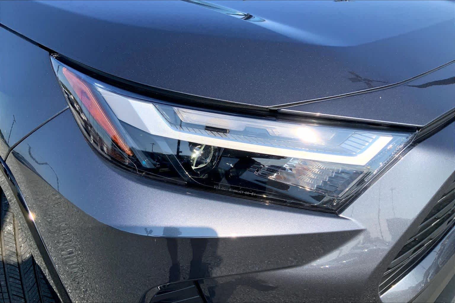 Certified Used 2025 Magnetic Gray Metallic Toyota Hybrid XLE image 26