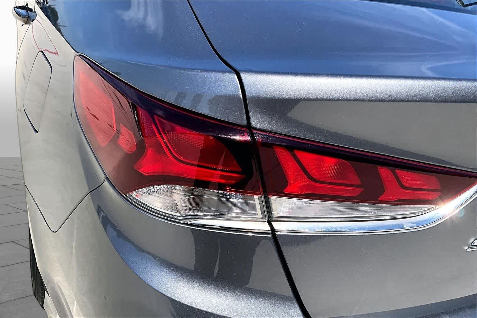 Used 2018 Machine Gray Hyundai Sport image 26