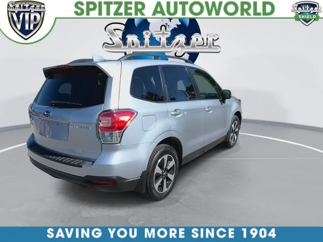 Used 2018 Silver Subaru 2.5i Premium image 9