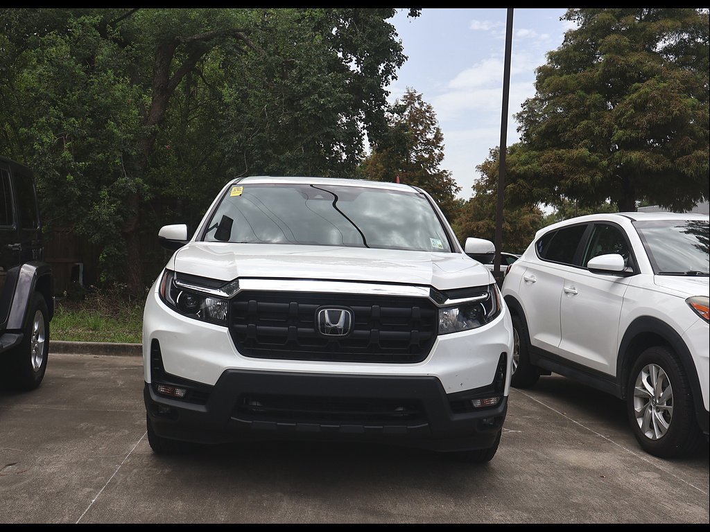 Used 2024 WHITE Honda RTL image 2