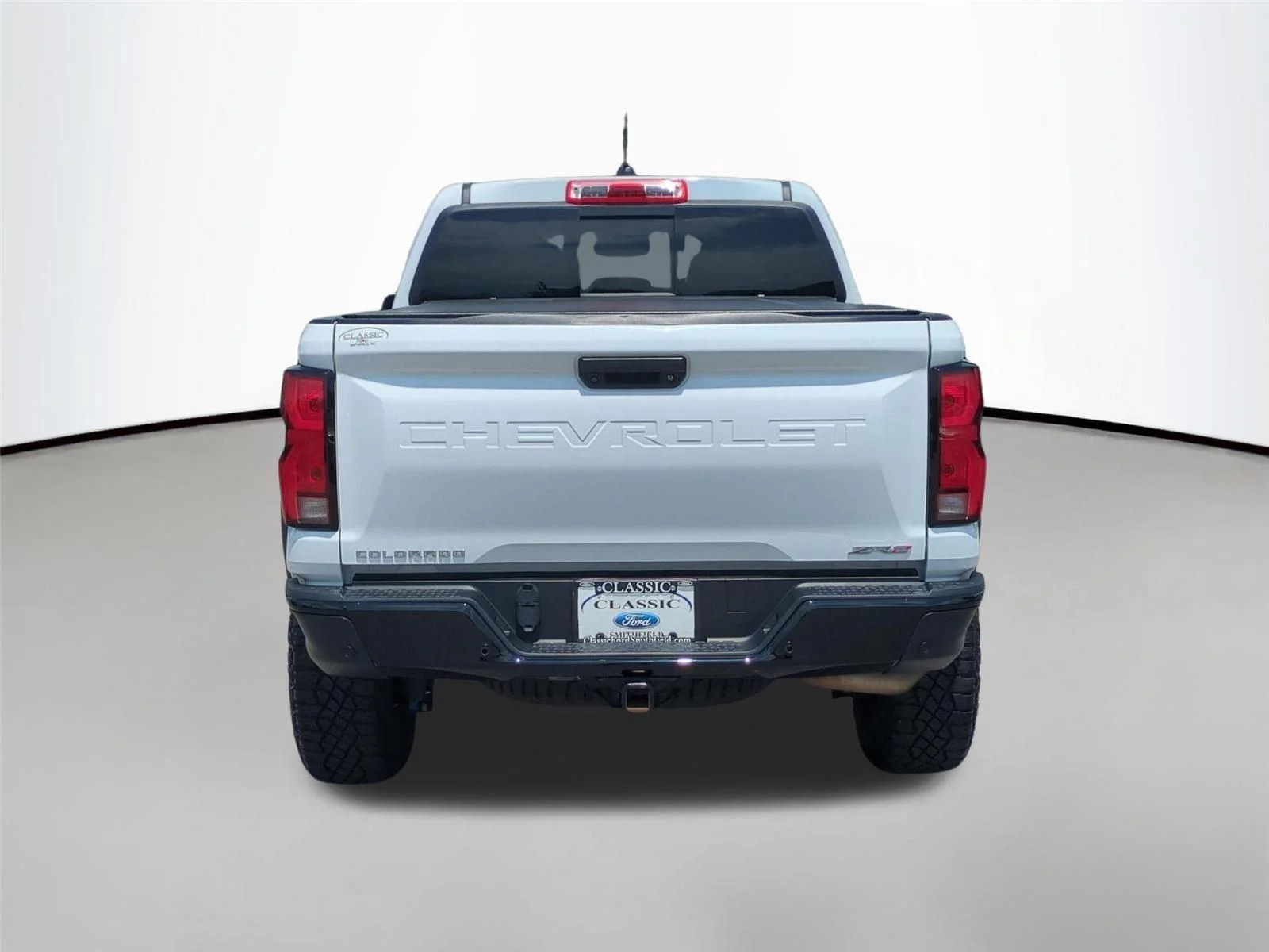Used 2024 Summit White Chevrolet 4WD ZR2 image 4