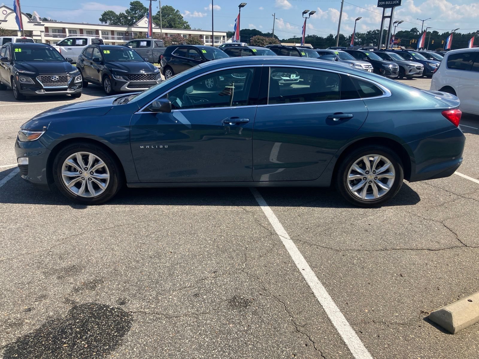 1G1ZD5ST5SF122717