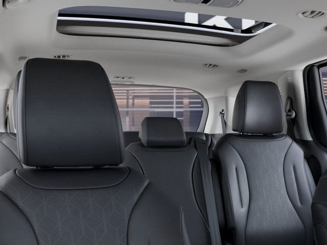 New 2026 Snow White Pearl Kia SX image 27