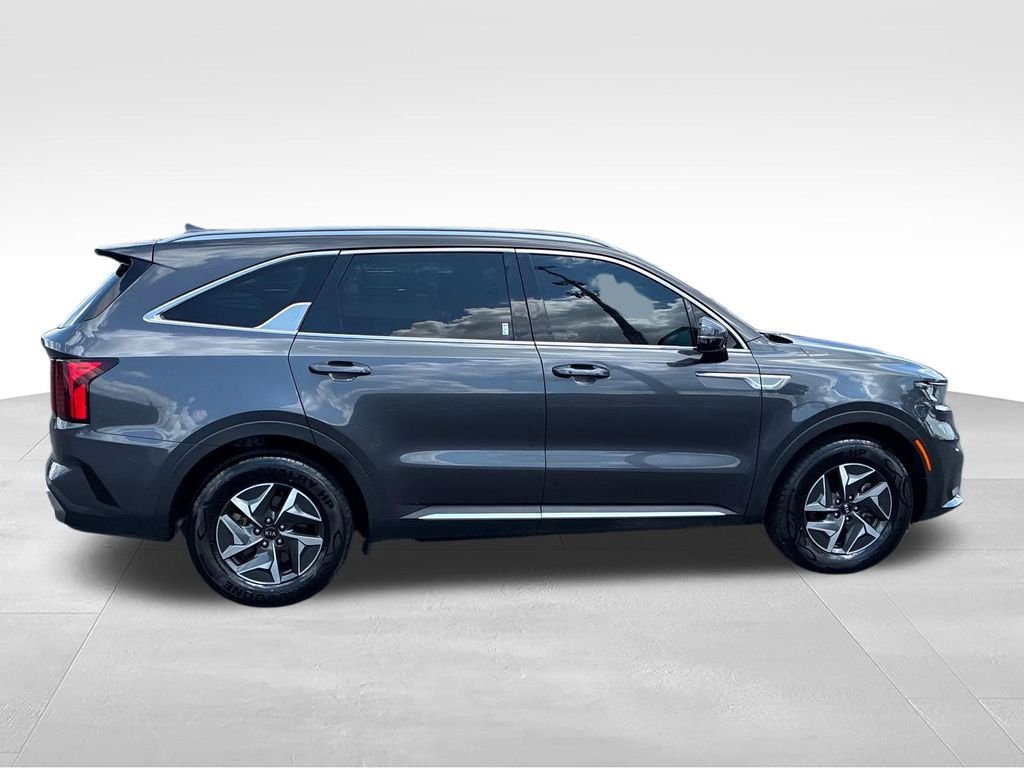 Used 2021 Gray Kia S image 6