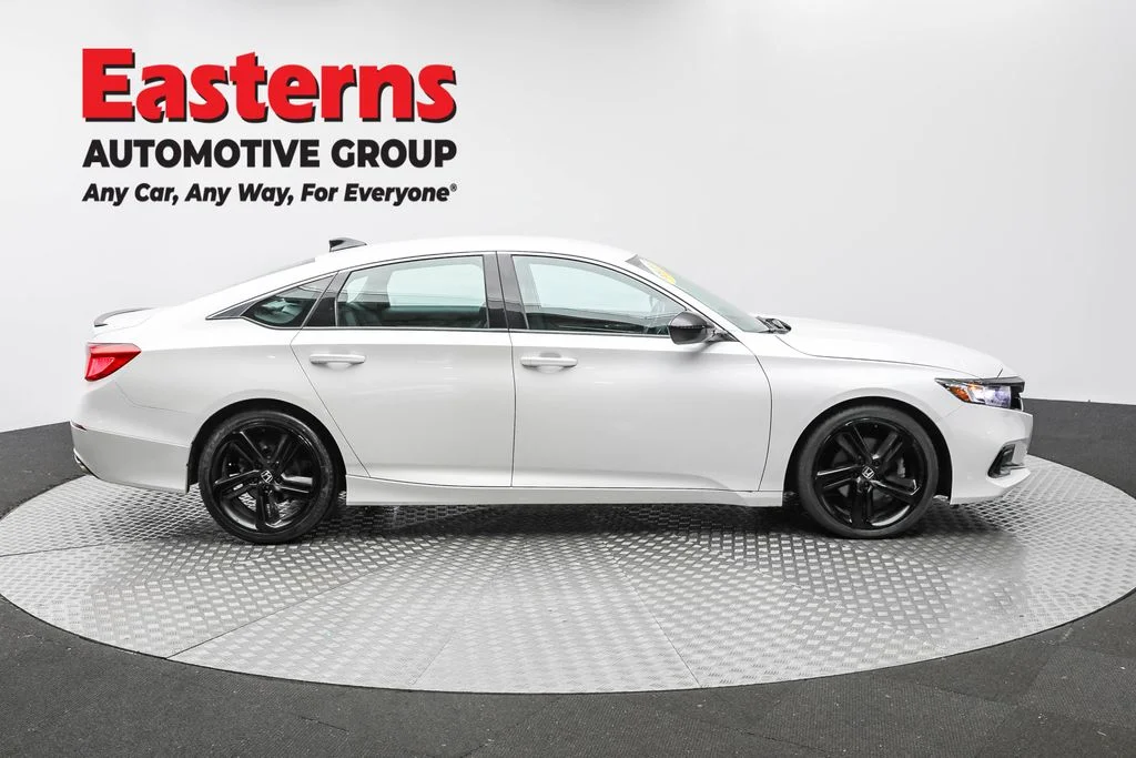 Used 2021 White Honda Sport Special Edition image 4