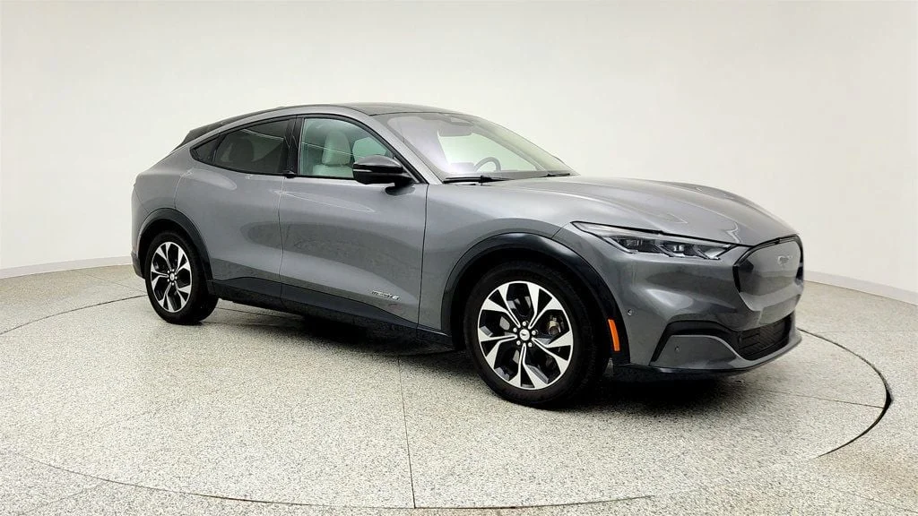 Used 2023 Carbonized Gray Metallic Ford Premium image 3