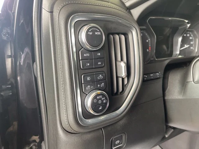 Used 2022 Black GMC Denali image 23