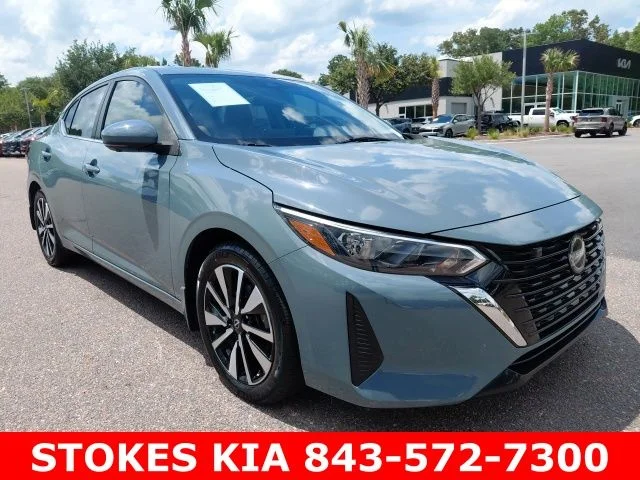 Used 2024 Gray Nissan SV image 3