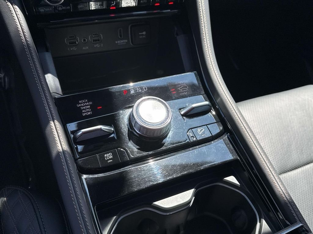 Used 2025 Red Jeep Summit image 21