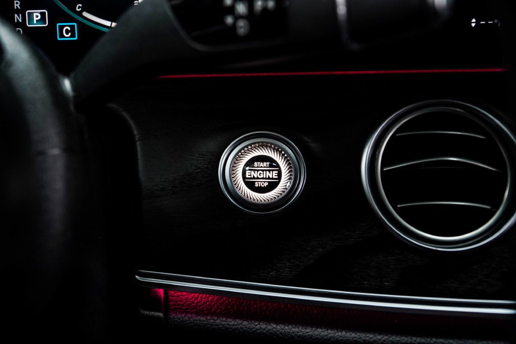 Used 2023 White Mercedes-Benz E 350 image 25