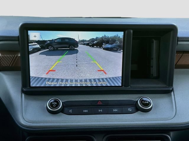 Used 2022 Blue Metallic Ford LARIAT image 28