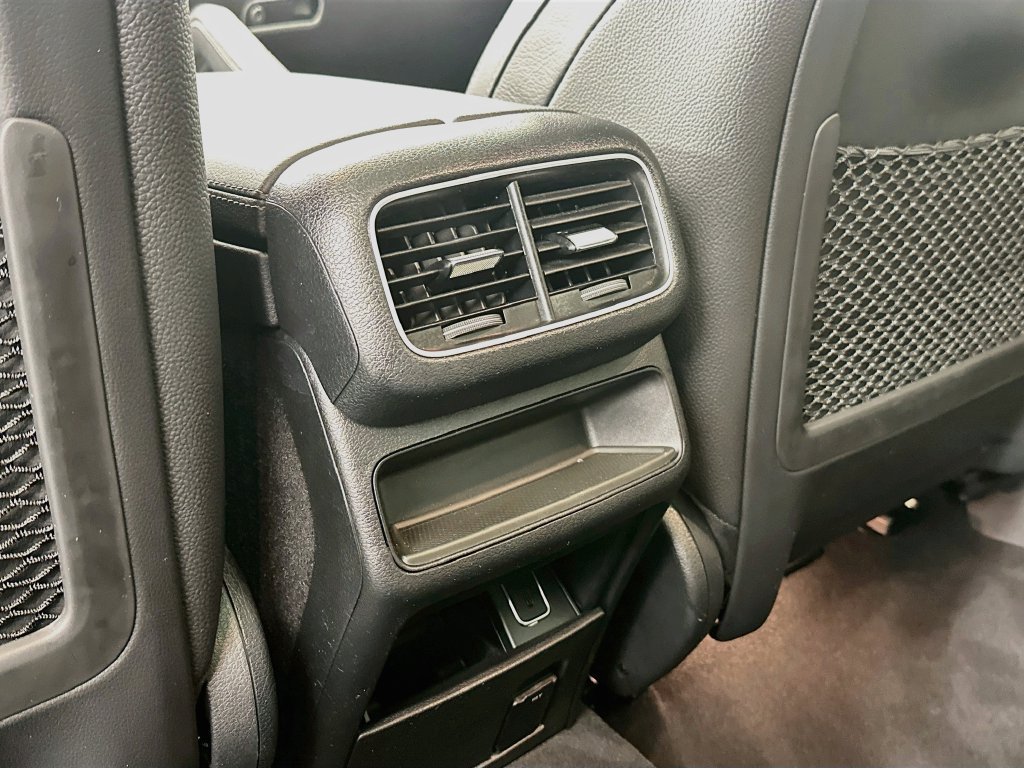 Certified Used 2023  Mercedes-Benz GLE 450 image 26